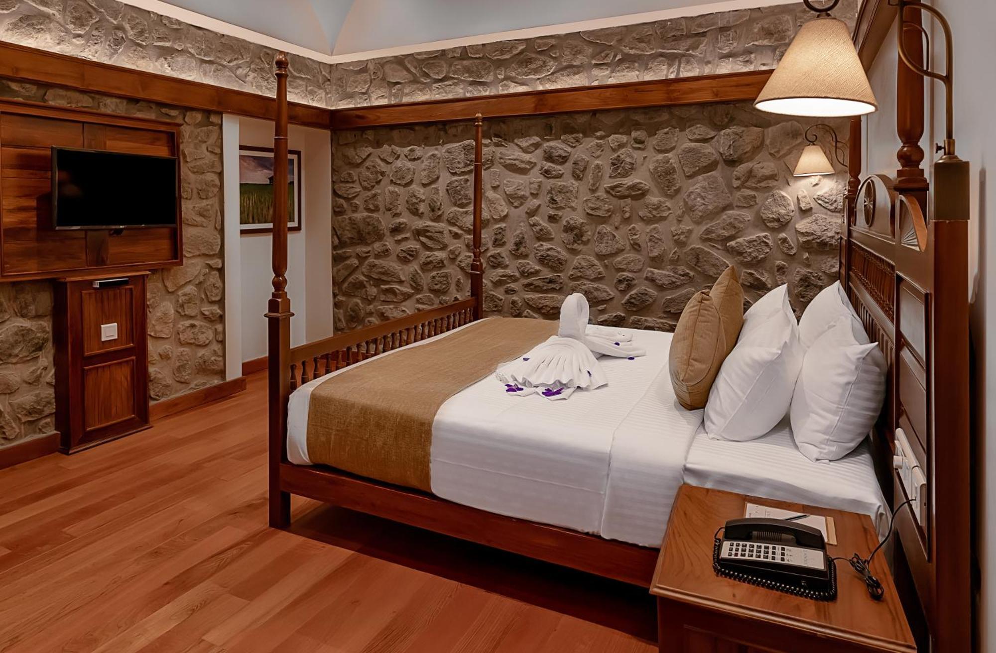 Le Montfort Resort Муннар Экстерьер фото